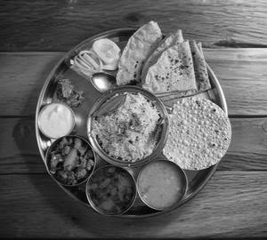 Veg Thali