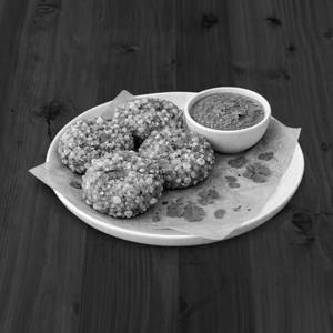 Sabudana Vada (3 Piece) With Chutney