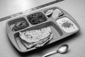 Chole Masala With Tandoori Roti/butter Naan
