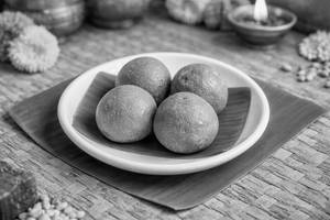 Sunnundalu Laddu [250 g]