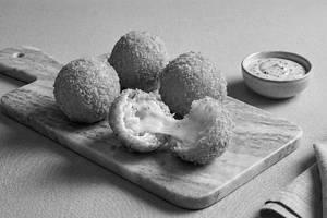 Cheese Balls (4 Pcs)