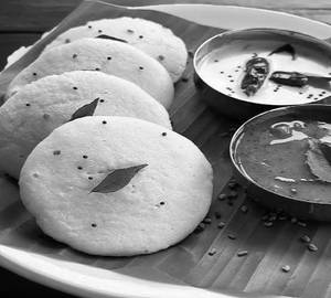Idli(02)pcs