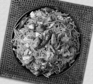 Schezwan Chicken Noodles