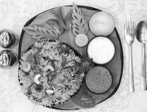 Hyderabadi Chicken Dum Biryani
