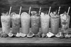 Blue barry mojito