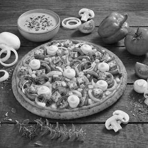 English  Feast Pizza