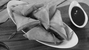 Chicken Chinese Samosa ( 6 Samosa )