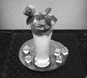 Virgin mojito