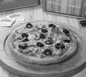 Veggie supreme pizza