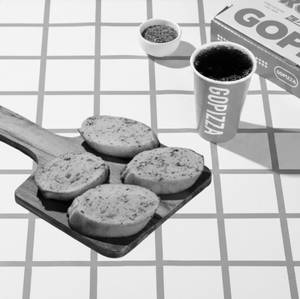 Garlic Bread + Pepsi