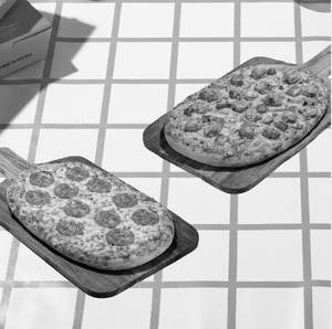 2 Regular Signature Pizza - Non Veg