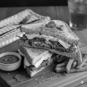 Veg club sandwich