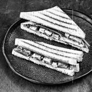 Paneer twist sandwich