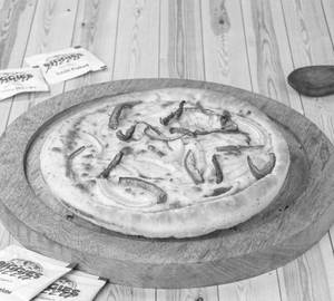 Veg onionand capsicum double pizza