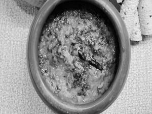 Masala Khichdi With Papad