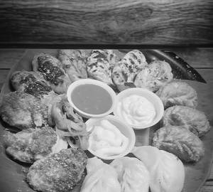 Chicken Momos Platter