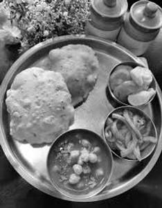 Bhatura Chana + 1 Amritsari Lassi Salad Chutney Pickle