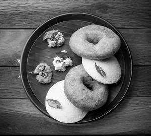 Idli vada sambar 2 + [2 pieces]