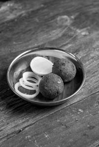 Mutton Kola Urundai (2 Pcs)