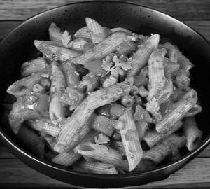 Red sauce pasta non veg