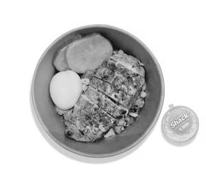 Special grill chicken salad meal