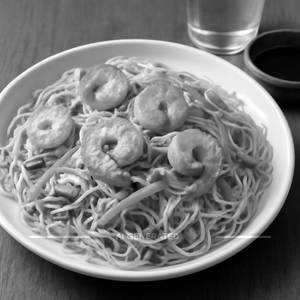 Hakka Noodles Prawns