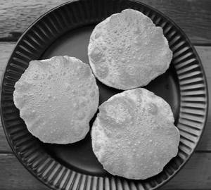 Puri (1 Pcs)