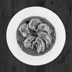 Paneer Butter Gravy Momos [8 Pieces]