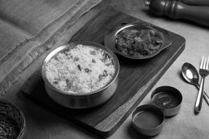 Veg Fried Rice With Chilli Gobi