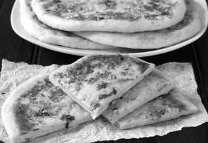 Cheese Garlic Naan