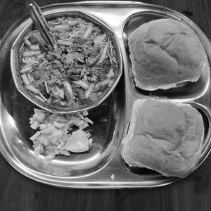 Misal pav