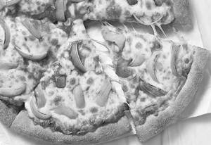 Tandoori Onion Pizza