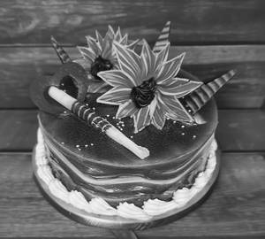 Black Current Cake (500gm)