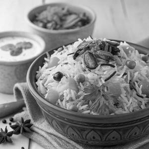 Veg Dum Hyderabadi Biryani