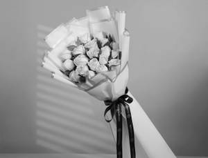 Bouquet of 20 Peach Roses