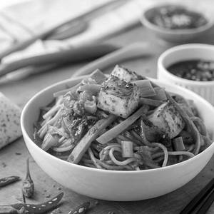 Paneer Schezwan Noodles