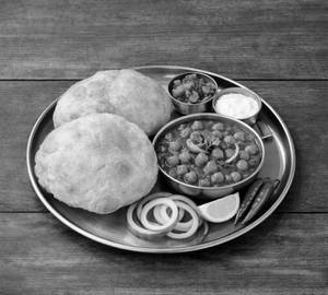 Chola bhatura