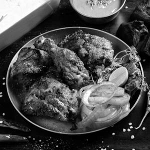Delhi Tandoori Chicken Half [4 Pcs]