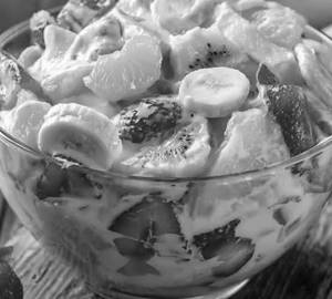 Fruit Salad With Ice Cream