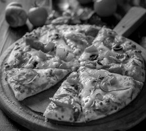 Barbeque Chicken Pizza (Meduim)