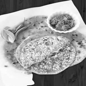 Paneer Paratha (1pc)