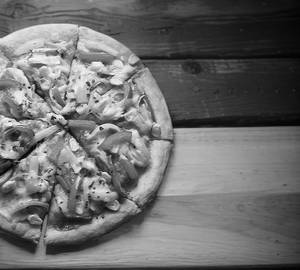 Veg Pizza