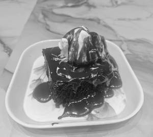 Devil chocolate browine with ice cream