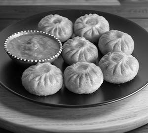 Veg fry momos
