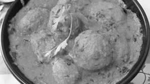 DUM ALOO LAKHNAWI