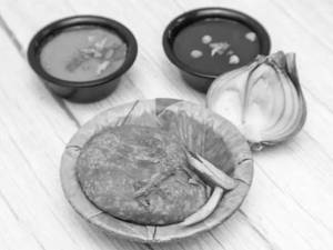 Onion Kachori [1 Pc]