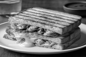 Grilled Chick En Cheese Sandwich