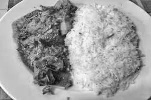Steamed Rice With Chicken Curry [2 Pc ]
