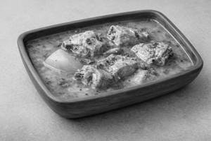Patla Chicken Er Jhol