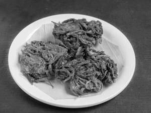Ulli Vada (1 Pc)